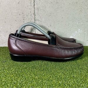 SAS Simplify Burgundy Leather Slip On Shoes Women’s 6.5 Medium